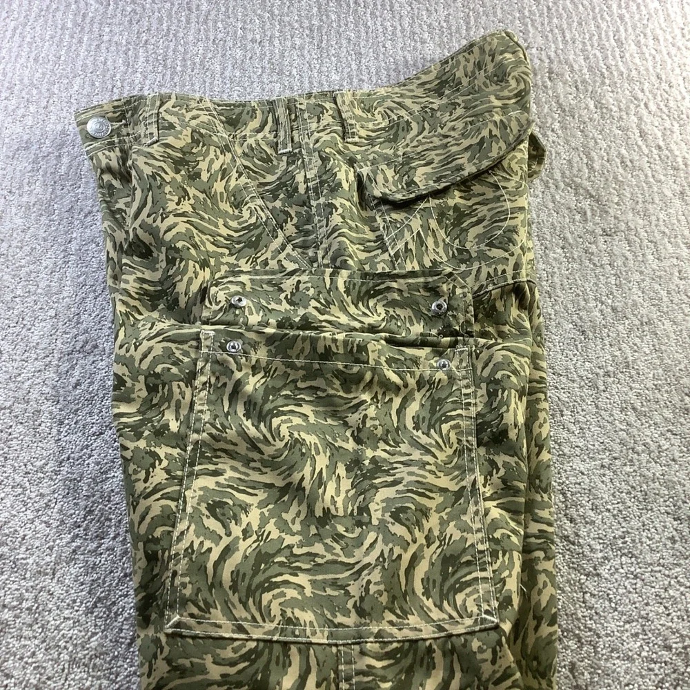 True Religion Mens Abstract Camo Cargo Pants Green Swirl Size 30 x 32 NWT